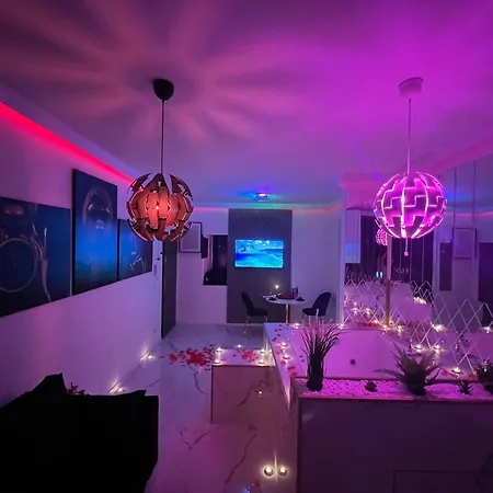 De Lux Cu Jacuzzi In Apartment Timisoara