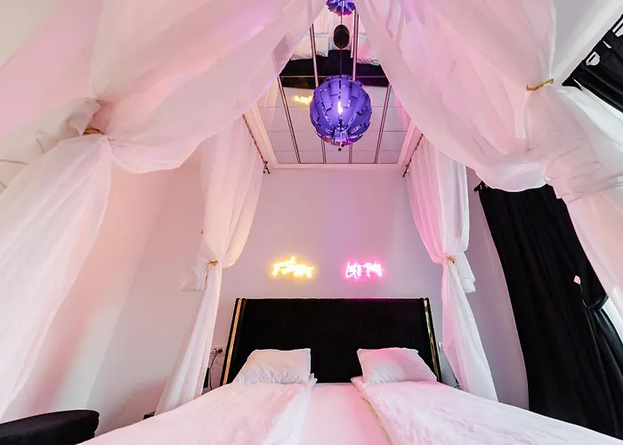 De Lux Cu Jacuzzi In * Timişoara