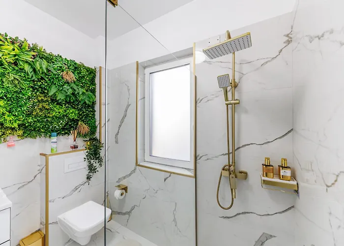 Appartement De Lux Cu Jacuzzi In *